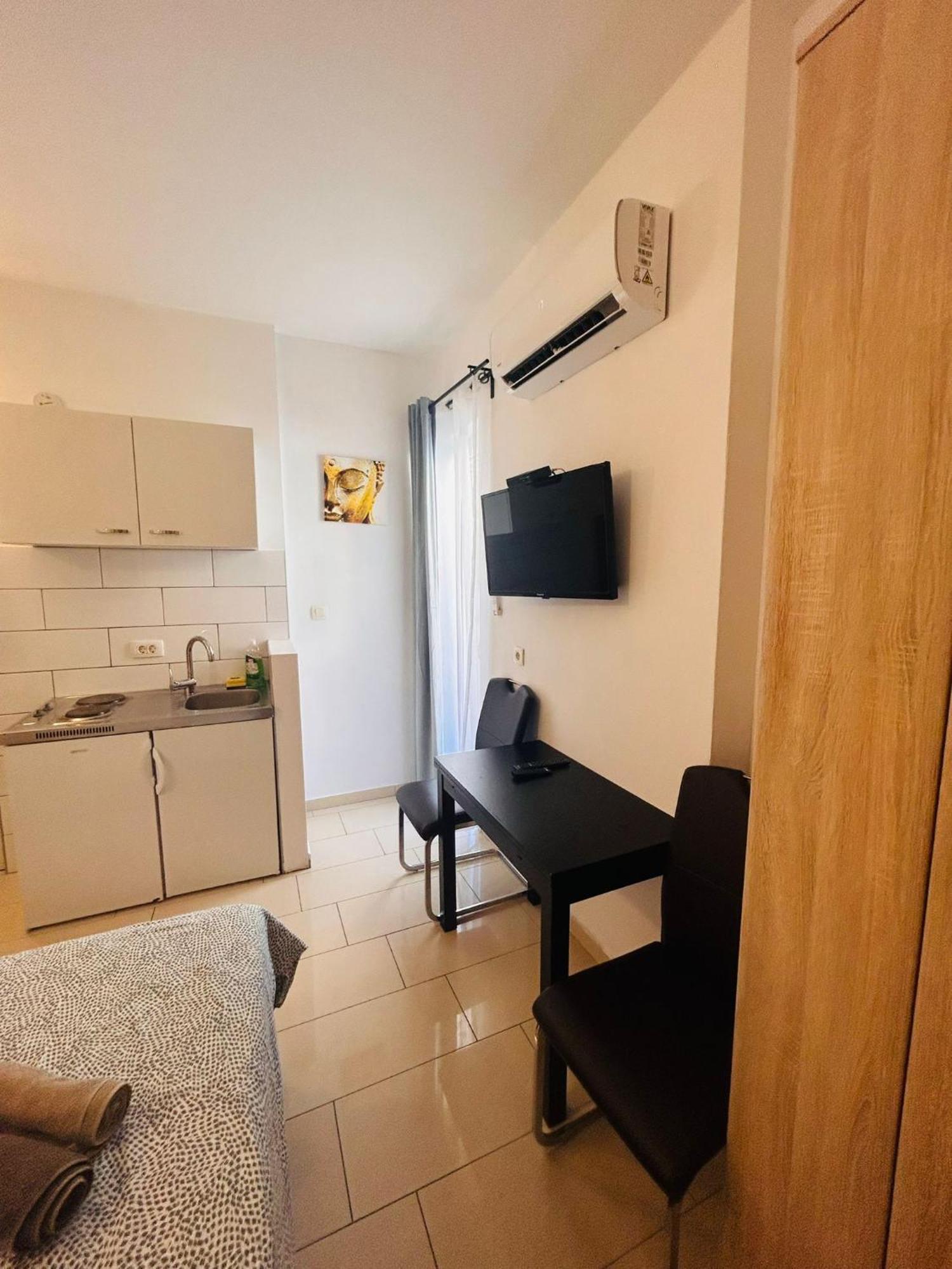 Apartment In The Center Of Pula Ngoại thất bức ảnh